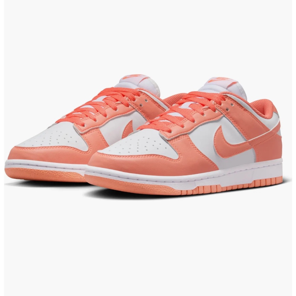 Dunk Low Next Nature Sneaker (Women)